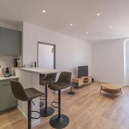 Apartment T2 40m2 Climatise Centre Fesch Ajaccio (Corsica)